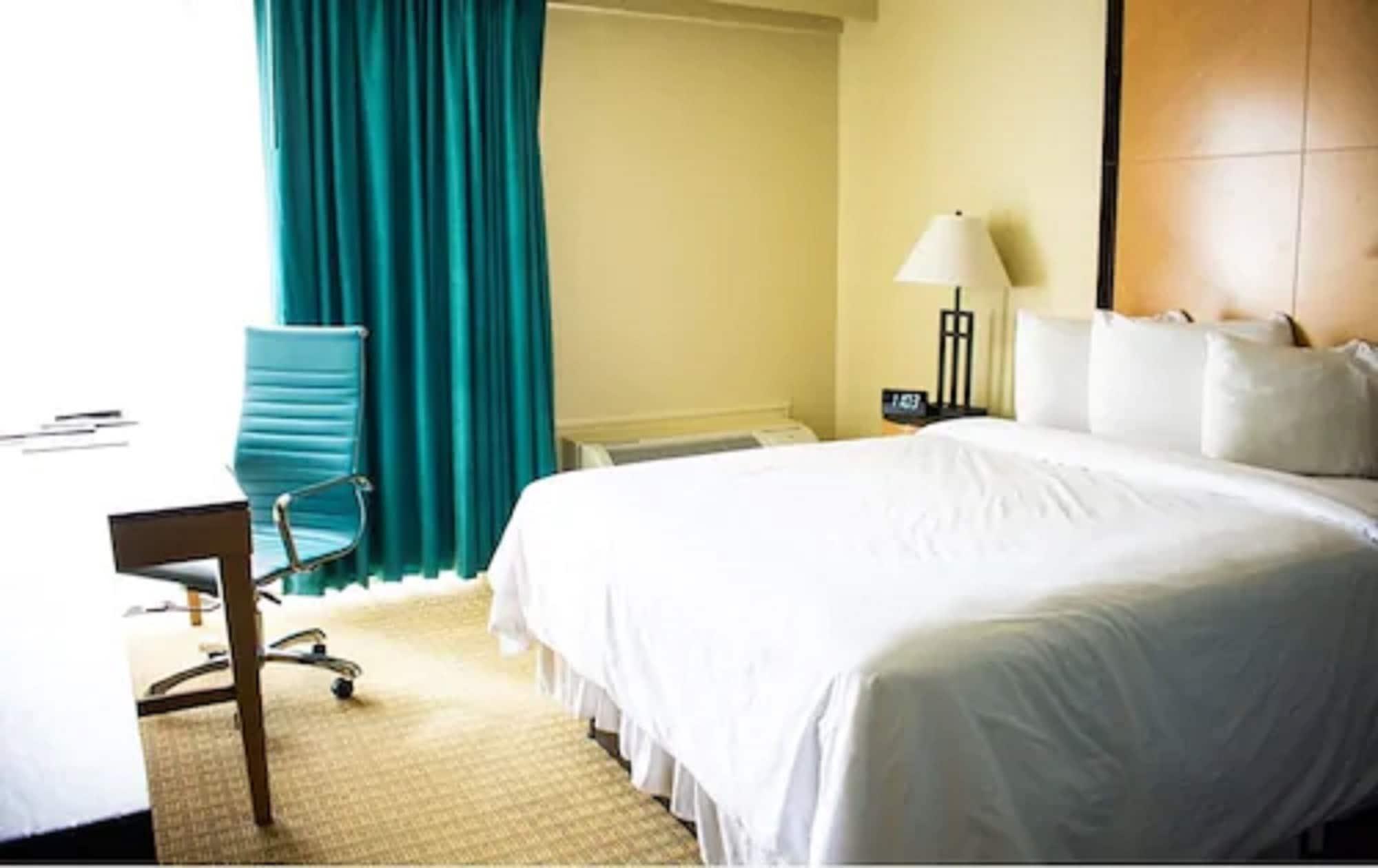 Punta Gorda Waterfront Hotel & Suites Zewnętrze zdjęcie
